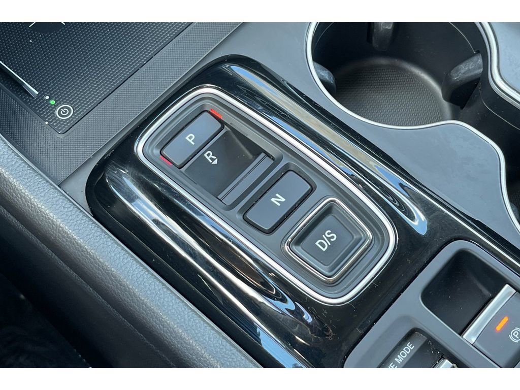 Certified 2025 Honda Pilot Touring image 32