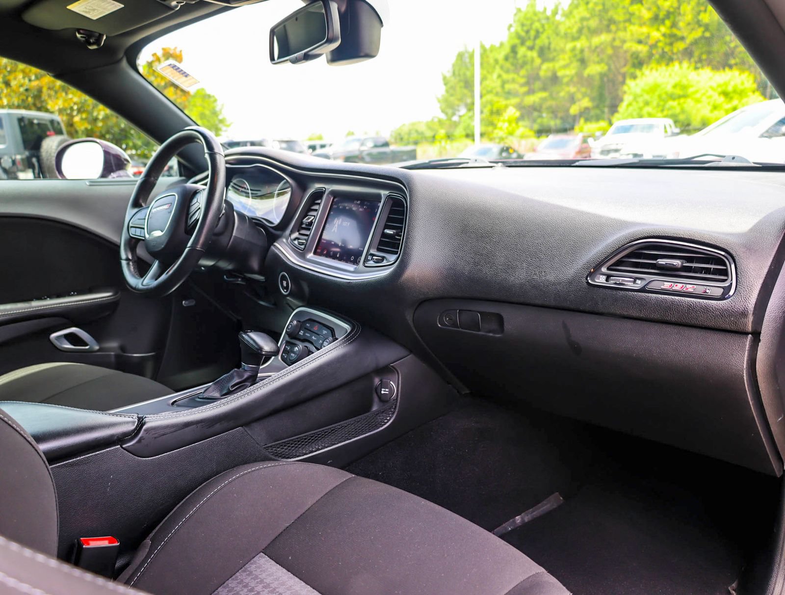Used 2022 Dodge Challenger R/T Scat Pack RWD image 7