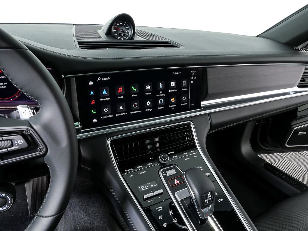 Certified 2023 Porsche Panamera Platinum Edition image 13