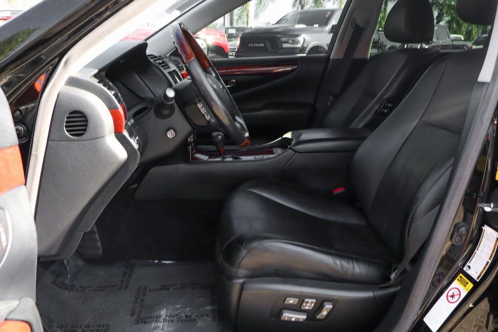 Used 2008 Lexus LS 460 image 19