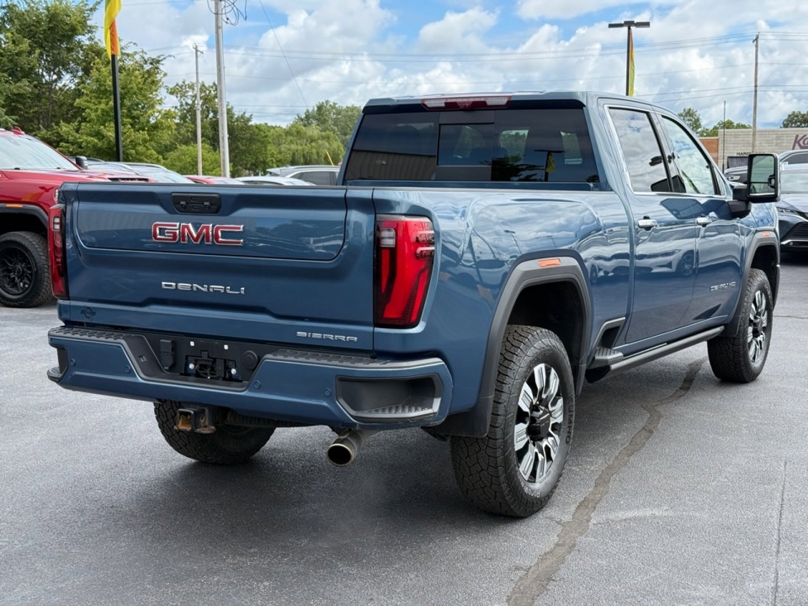 Used 2024 GMC Sierra 2500 Denali w/ Technology Package image 8