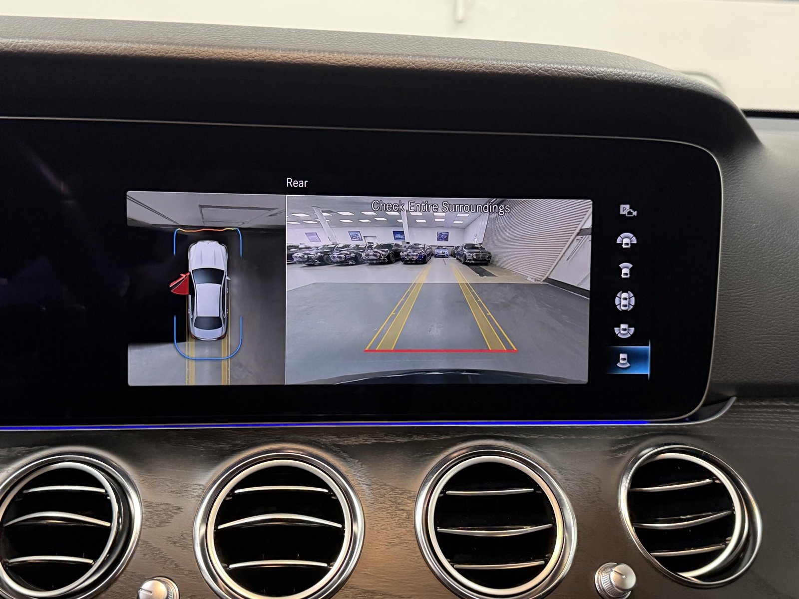 Used 2023 Mercedes-Benz E 350 Sedan image 33