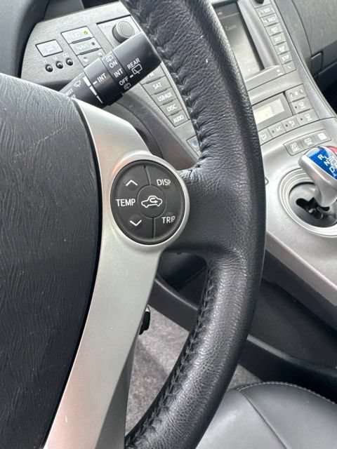 Used 2013 Toyota Prius Four w/ Deluxe Solar Roof Pkg FWD image 19