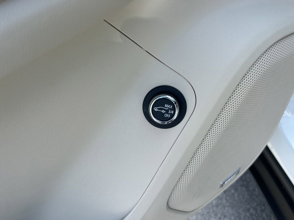 Used 2023 GMC Acadia Denali w/ Denali Ultimate Package image 37