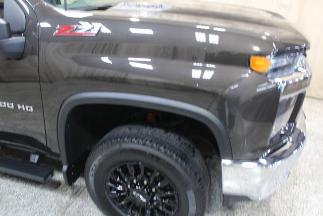 Used 2021 Chevrolet Silverado 3500 LT w/ Convenience Package image 12