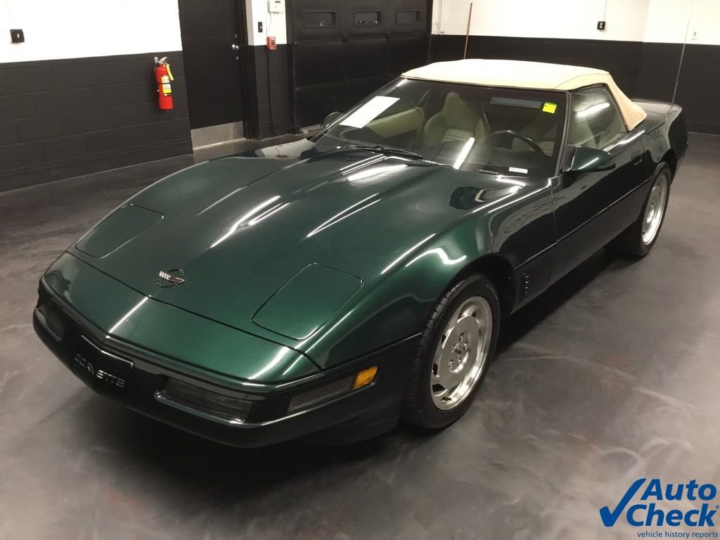 Used 1995 Chevrolet Corvette Convertible RWD image 17