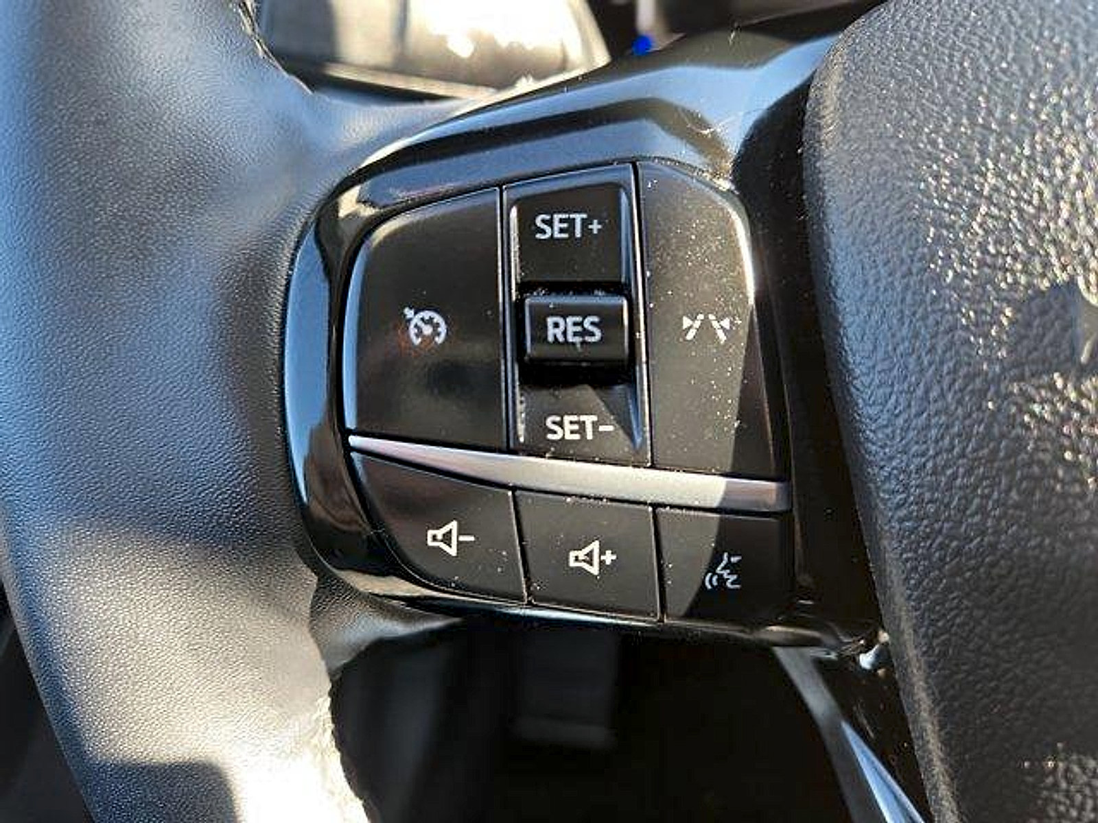 Certified 2023 Ford Escape Active AWD/4WD image 14