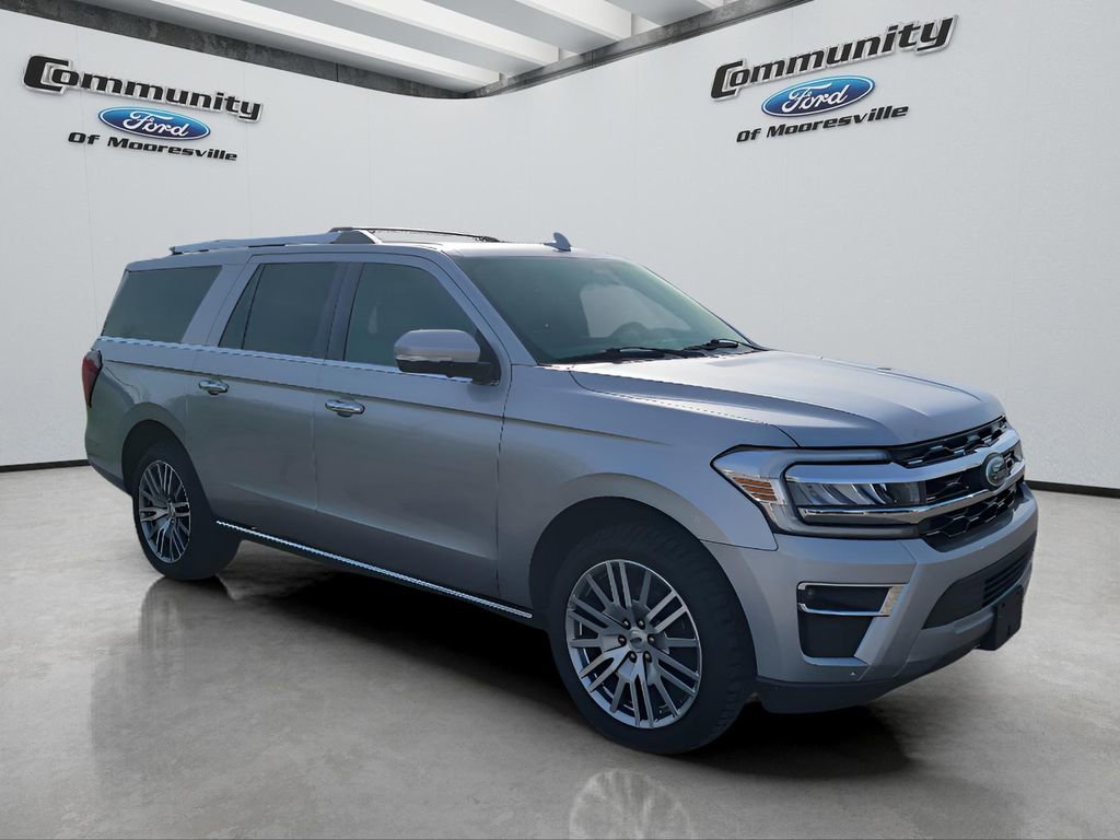 Used 2024 Ford Expedition Max Limited image 3