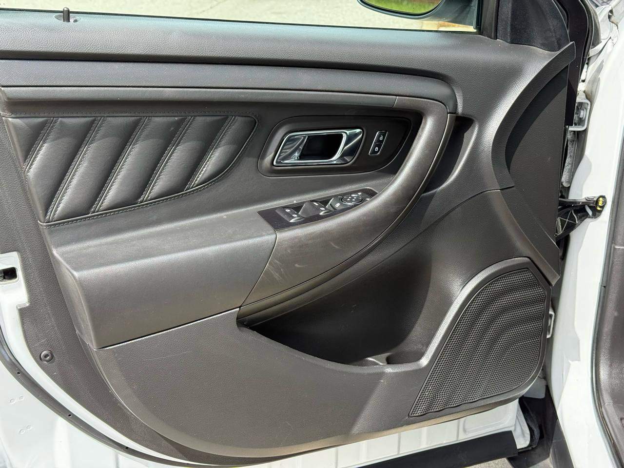 Used 2018 Ford Taurus Police Interceptor AWD image 25