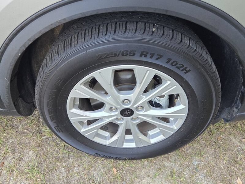 Used 2024 Ford Escape Active FWD image 17
