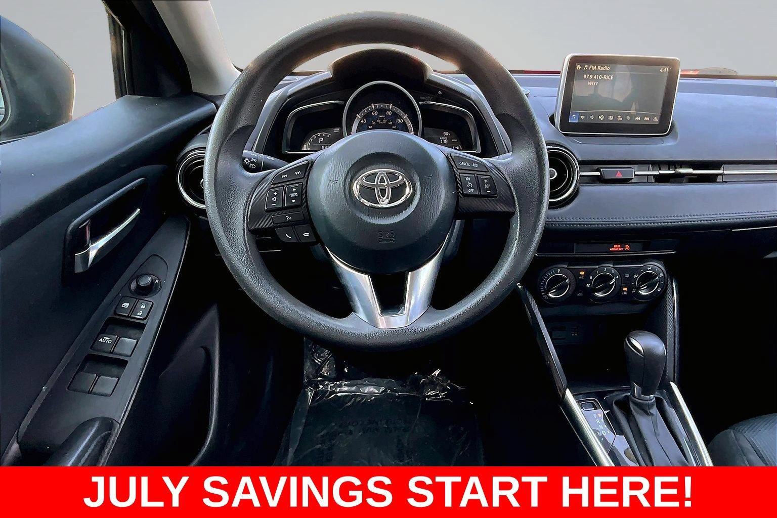 Used 2017 Toyota Yaris iA FWD image 10