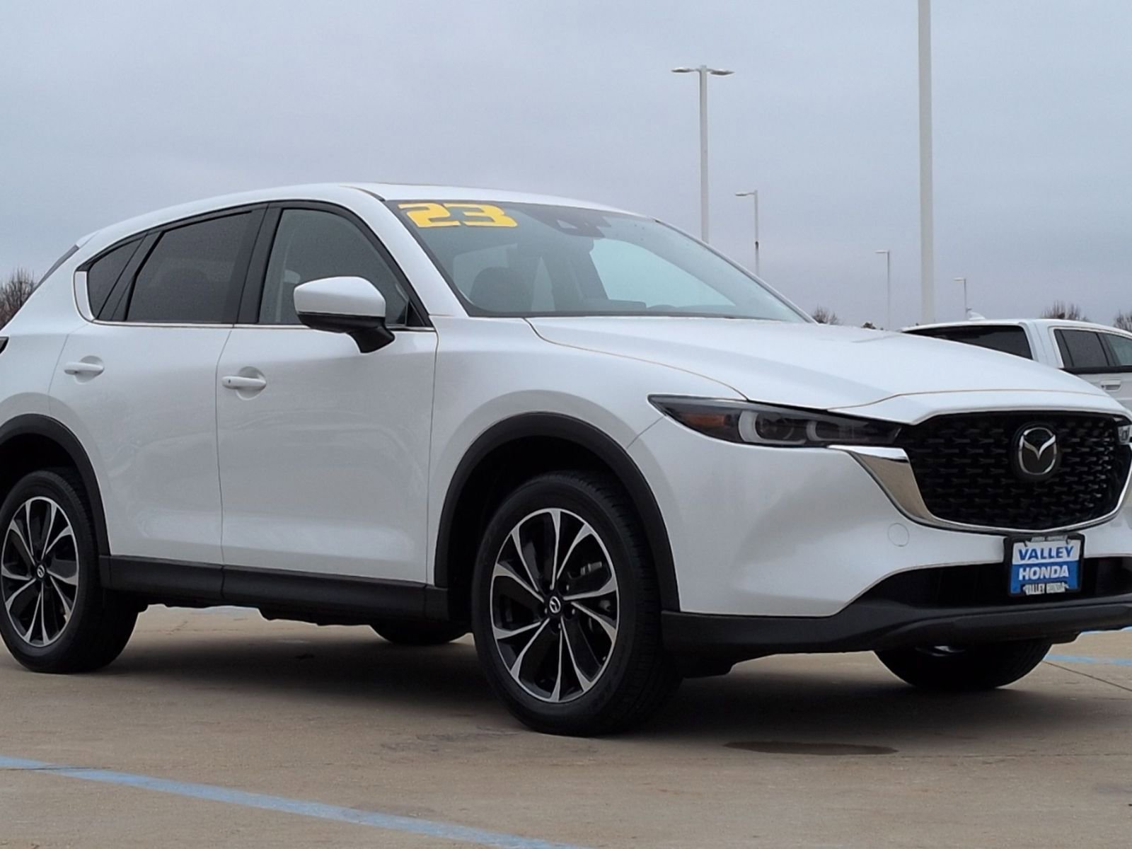 Used 2023 MAZDA CX-5 AWD 2.5 S w/ Premium Package image 3