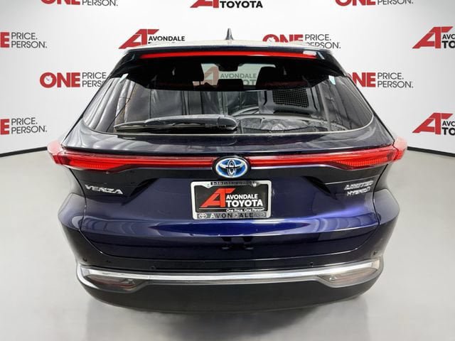 Used 2021 Toyota Venza Limited w/ Carpet Mat Package (TMS) AWD/4WD image 6
