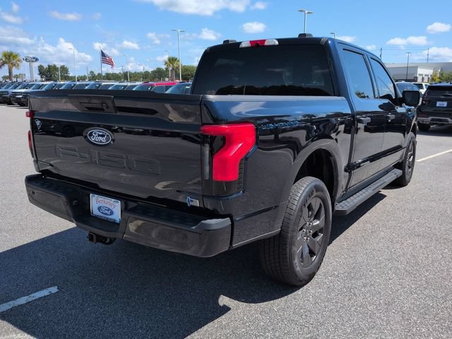 Used 2024 Ford F150 Lightning XLT AWD/4WD image 4
