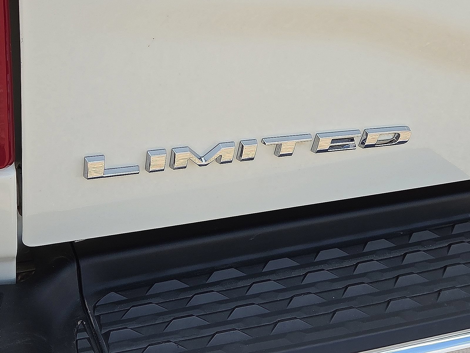 Used 2020 RAM 3500 Limited AWD/4WD image 18
