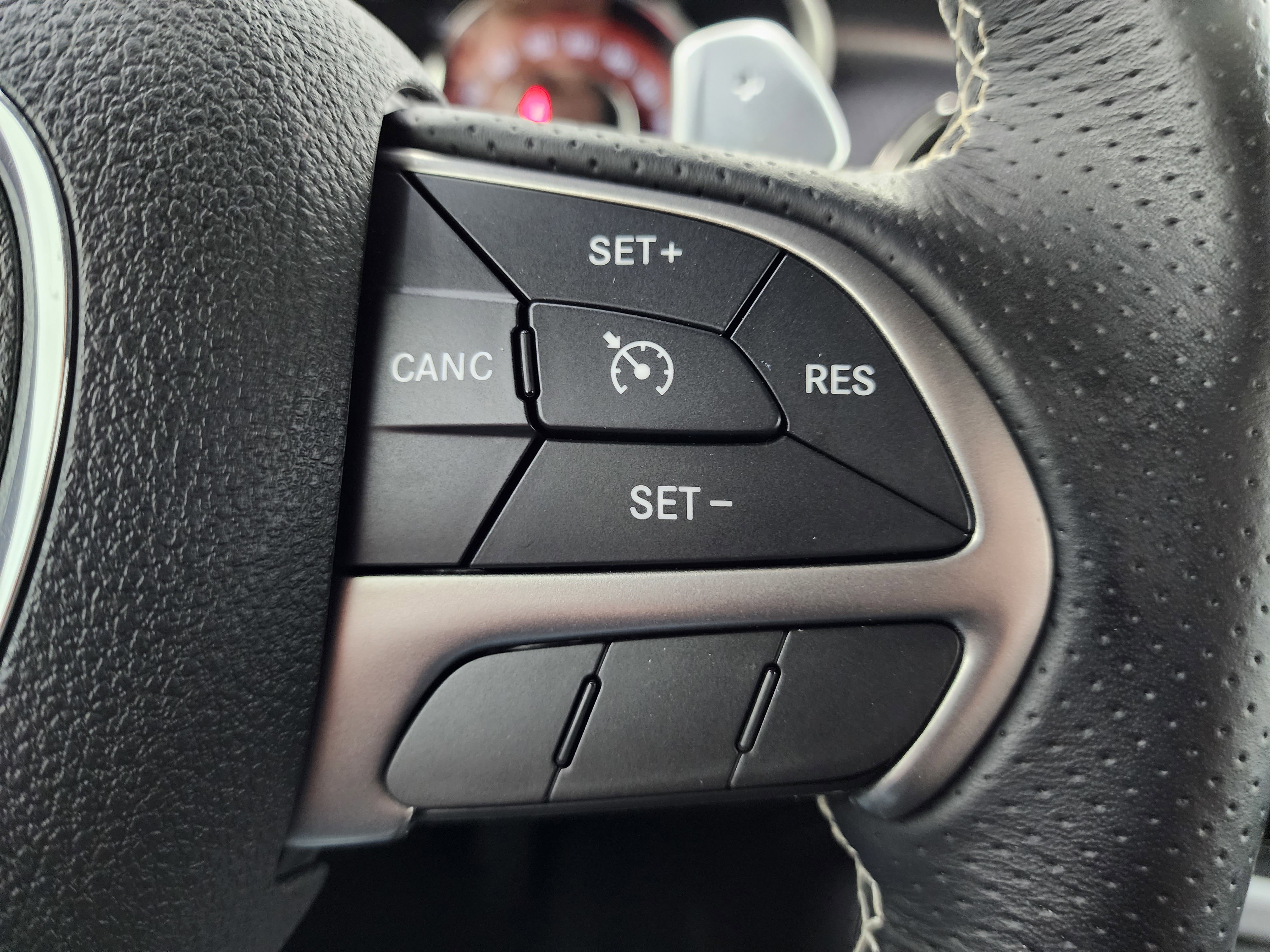 Used 2017 Dodge Challenger SRT Hellcat image 17