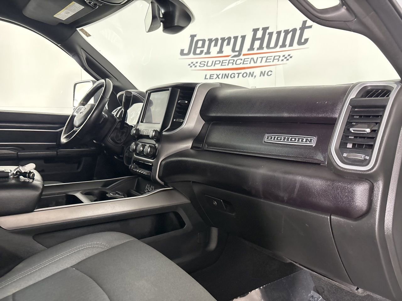 Used 2024 RAM 2500 Big Horn w/ Off Road Package image 27