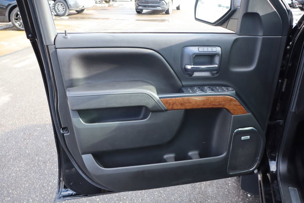 Used 2017 Chevrolet Silverado 1500 LTZ Z71 w/ LTZ Plus Package image 11