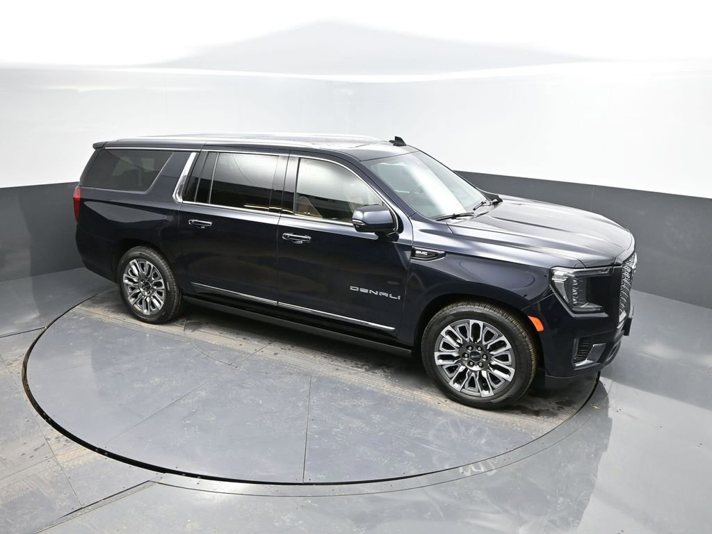 Used 2023 GMC Yukon XL Denali Ultimate image 26