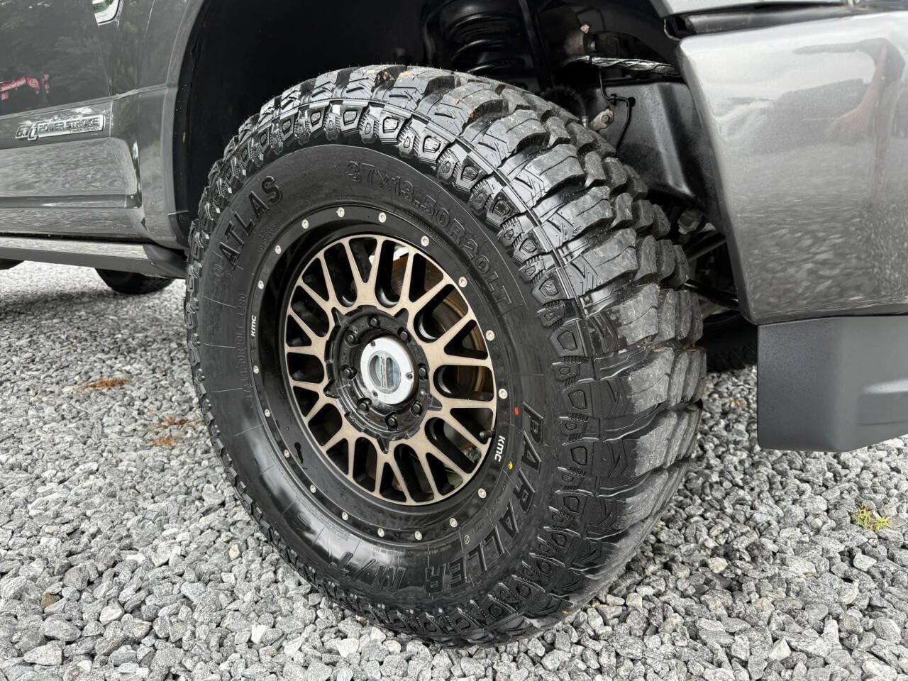 Used 2018 Ford F250 Platinum w/ Platinum Ultimate Package AWD/4WD image 10