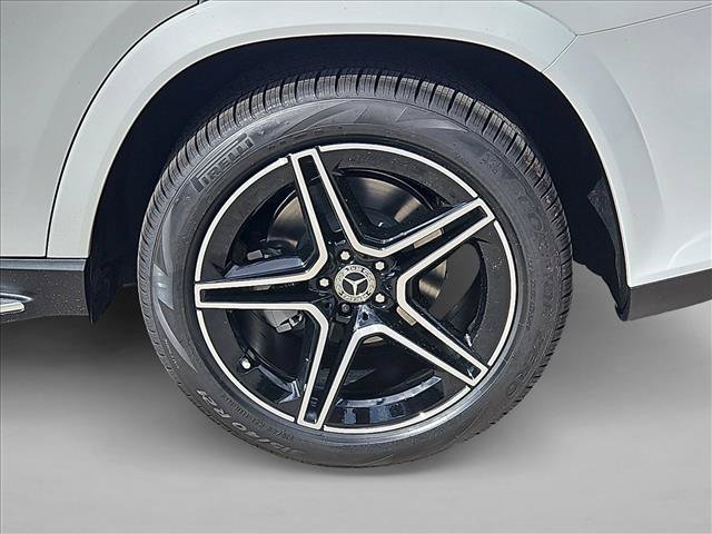 New 2027 Mercedes-Benz GLS 450 4MATIC image 10