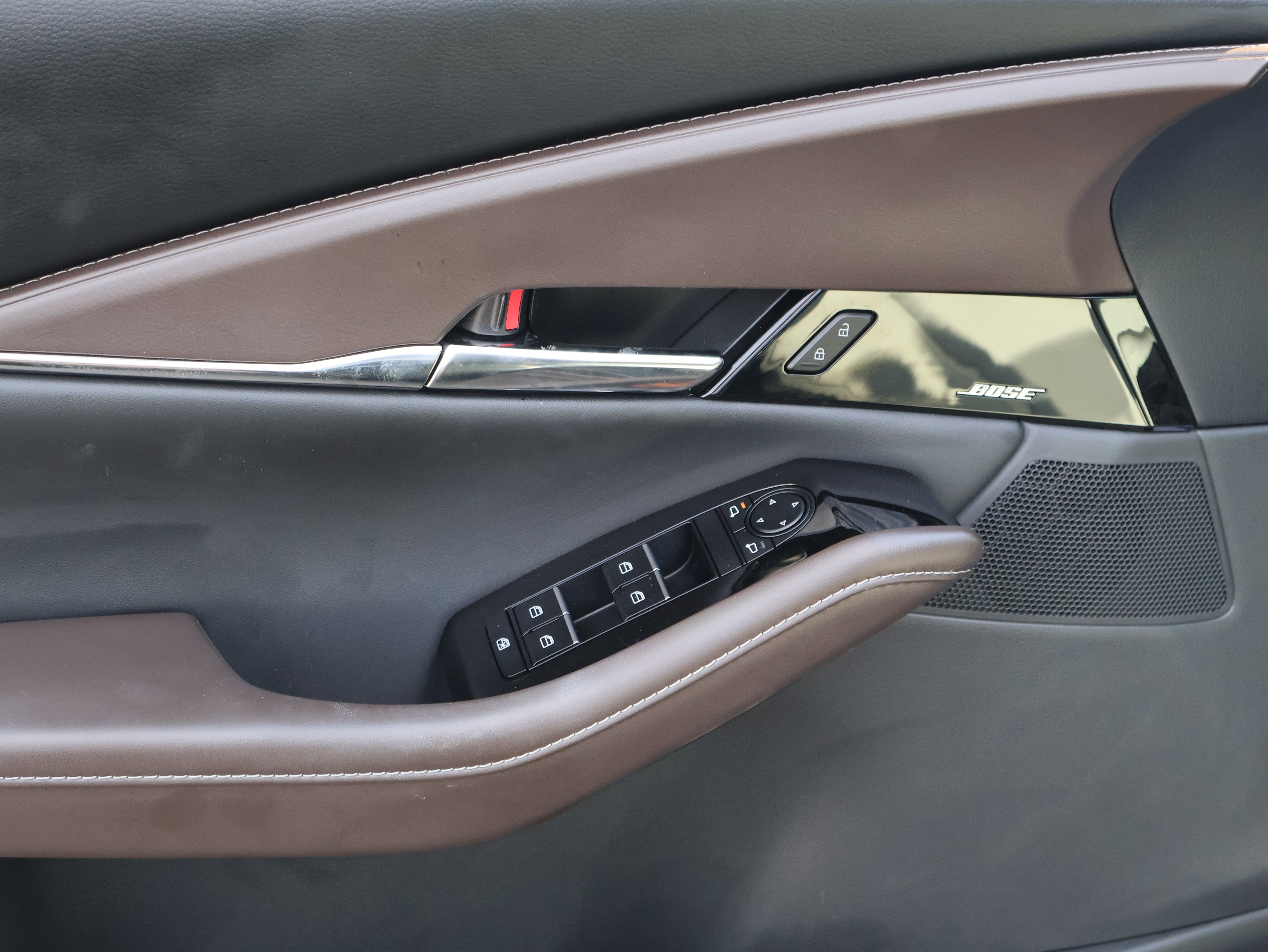 Certified 2025 MAZDA CX-30 2.5 Turbo w/ Premium Plus Pkg image 24