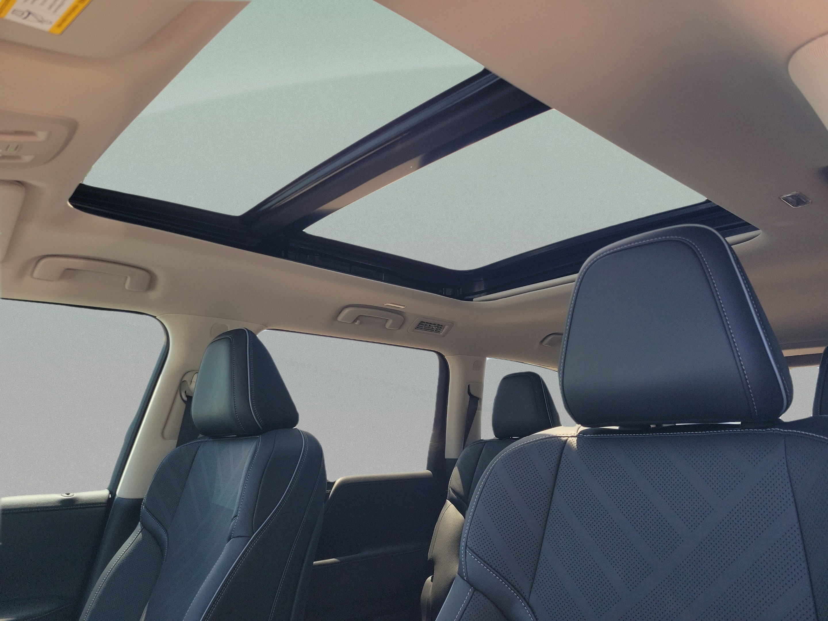 New 2027 INFINITI QX80 Luxe w/ Cargo Package RWD image 19