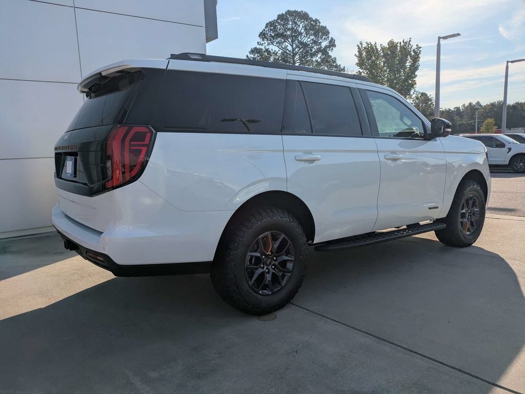 New 2027 Ford Expedition Tremor w/ Driver's Package AWD/4WD image 4