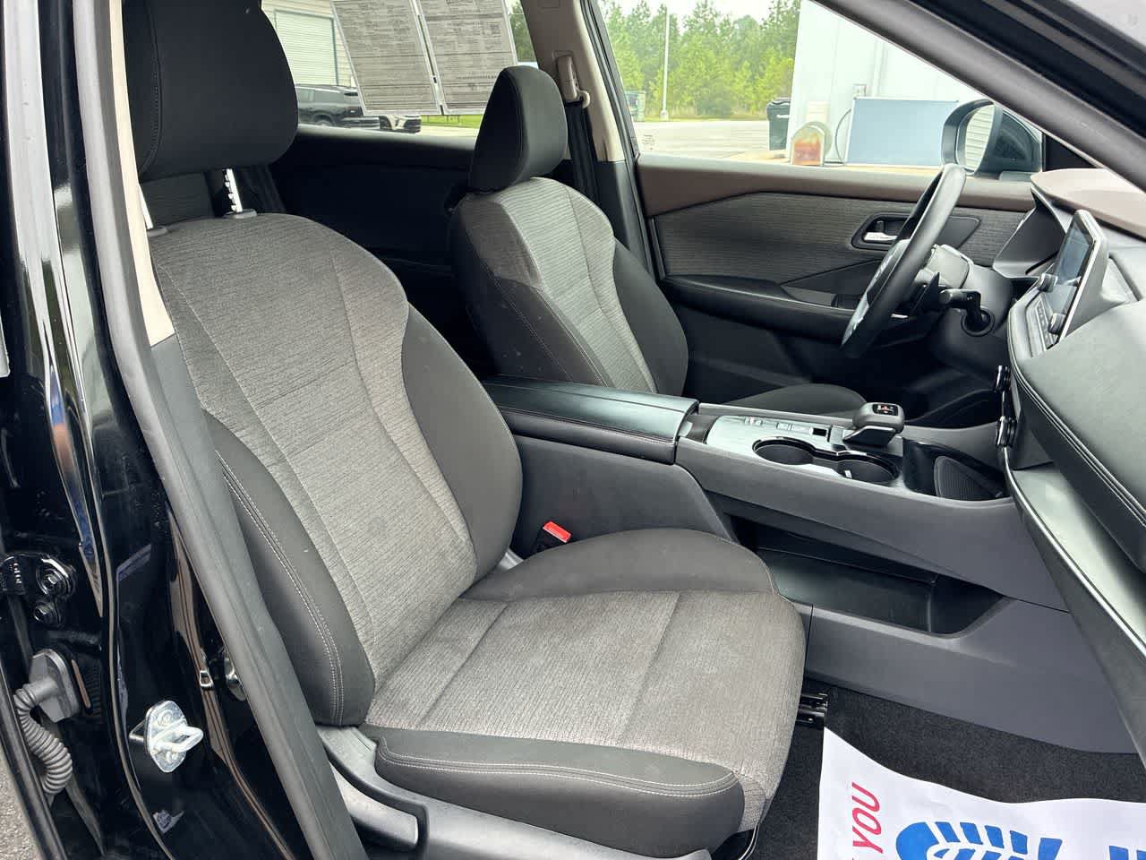 Used 2023 Nissan Rogue SV FWD image 26