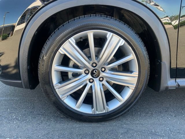 Used 2020 INFINITI QX50 Sensory w/ Proactive Package AWD/4WD image 11
