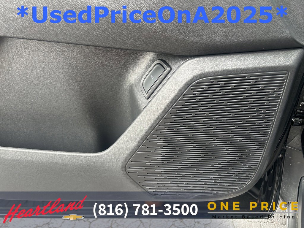 Used 2025 Chevrolet Equinox RS image 21