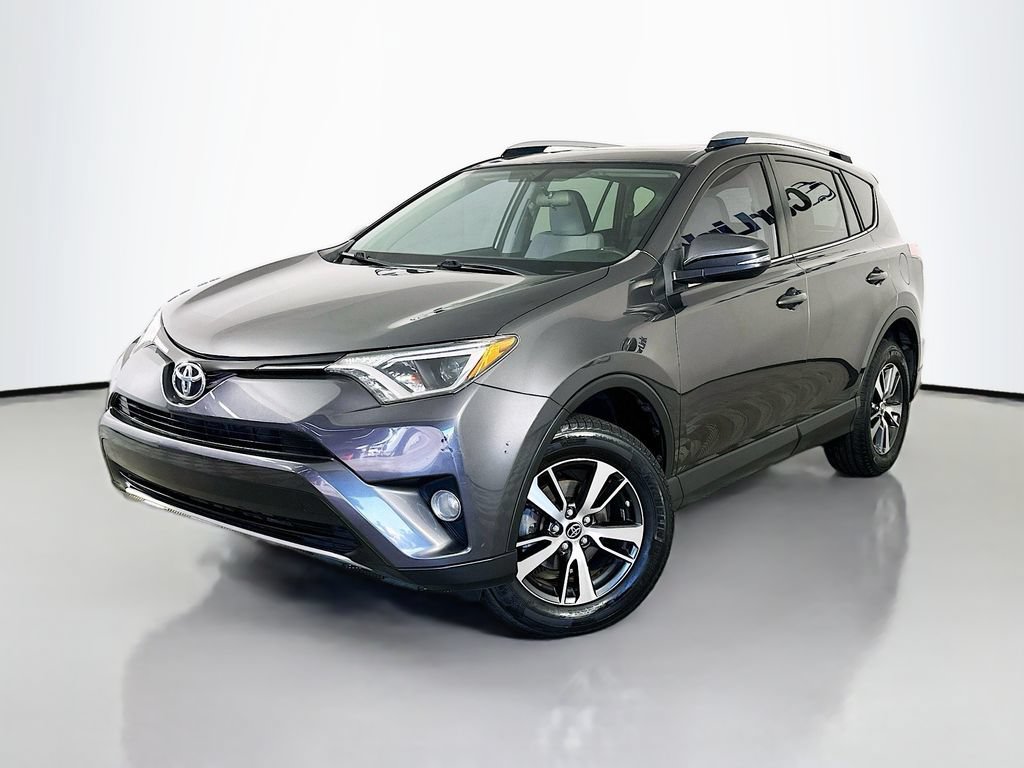 Used 2016 Toyota RAV4 XLE FWD image 3