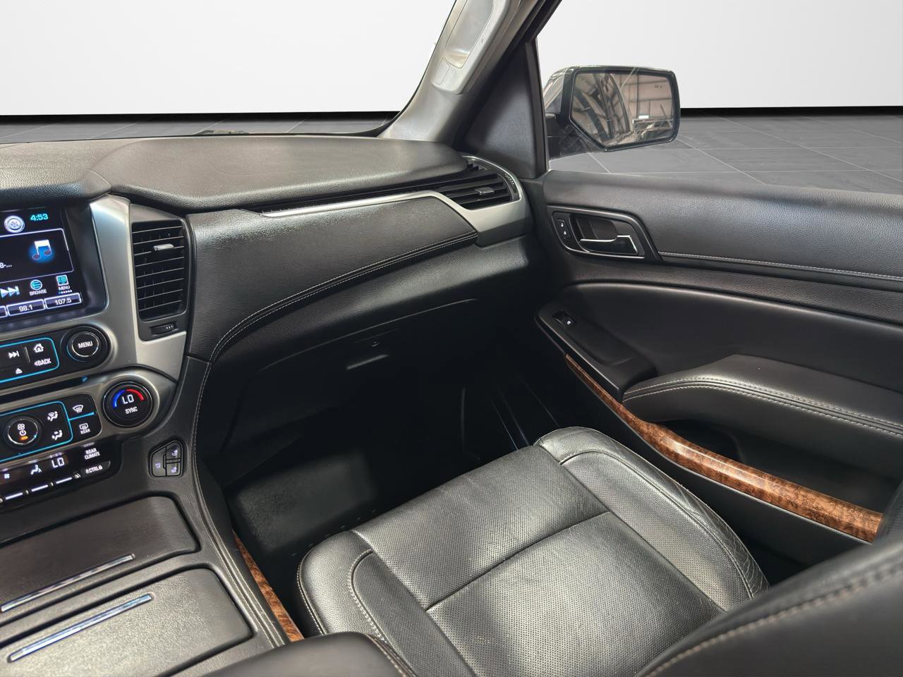 Used 2016 Chevrolet Tahoe LTZ RWD image 21