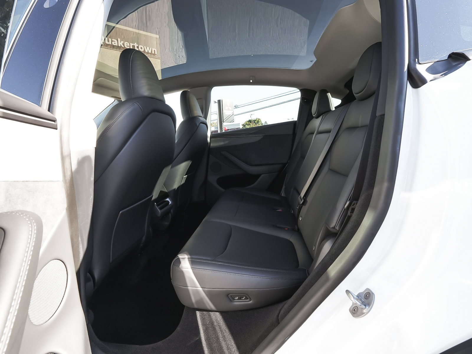 Used 2026 Tesla Model Y Long Range AWD/4WD image 29