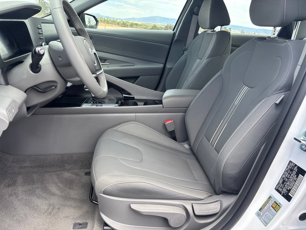 Certified 2026 Hyundai Elantra SEL Sport Premium FWD image 11