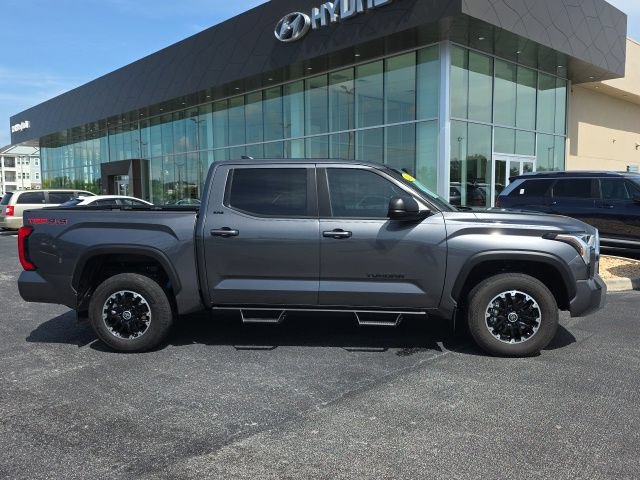Used 2024 Toyota Tundra SR5 w/ TRD Off-Road Package AWD/4WD image 17