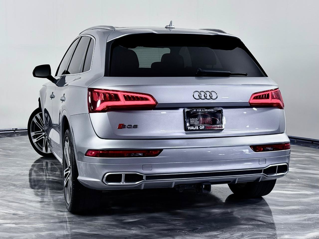 Used 2019 Audi SQ5 Premium w/ Convenience Package AWD/4WD image 9