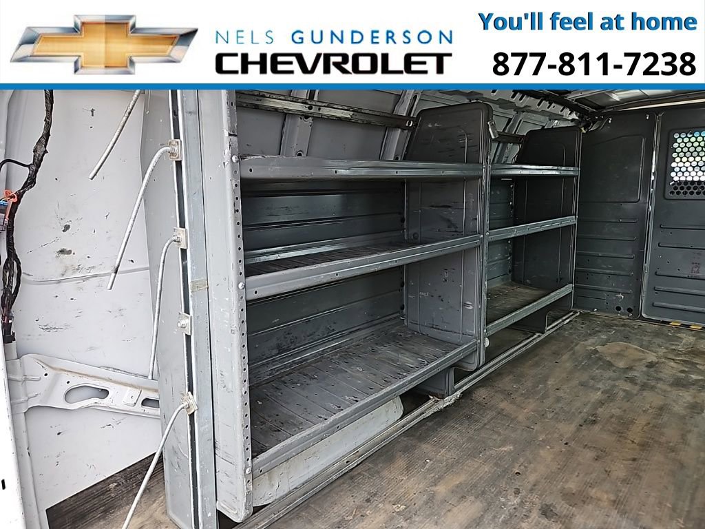 Used 2017 Chevrolet Express 3500 Extended RWD image 13