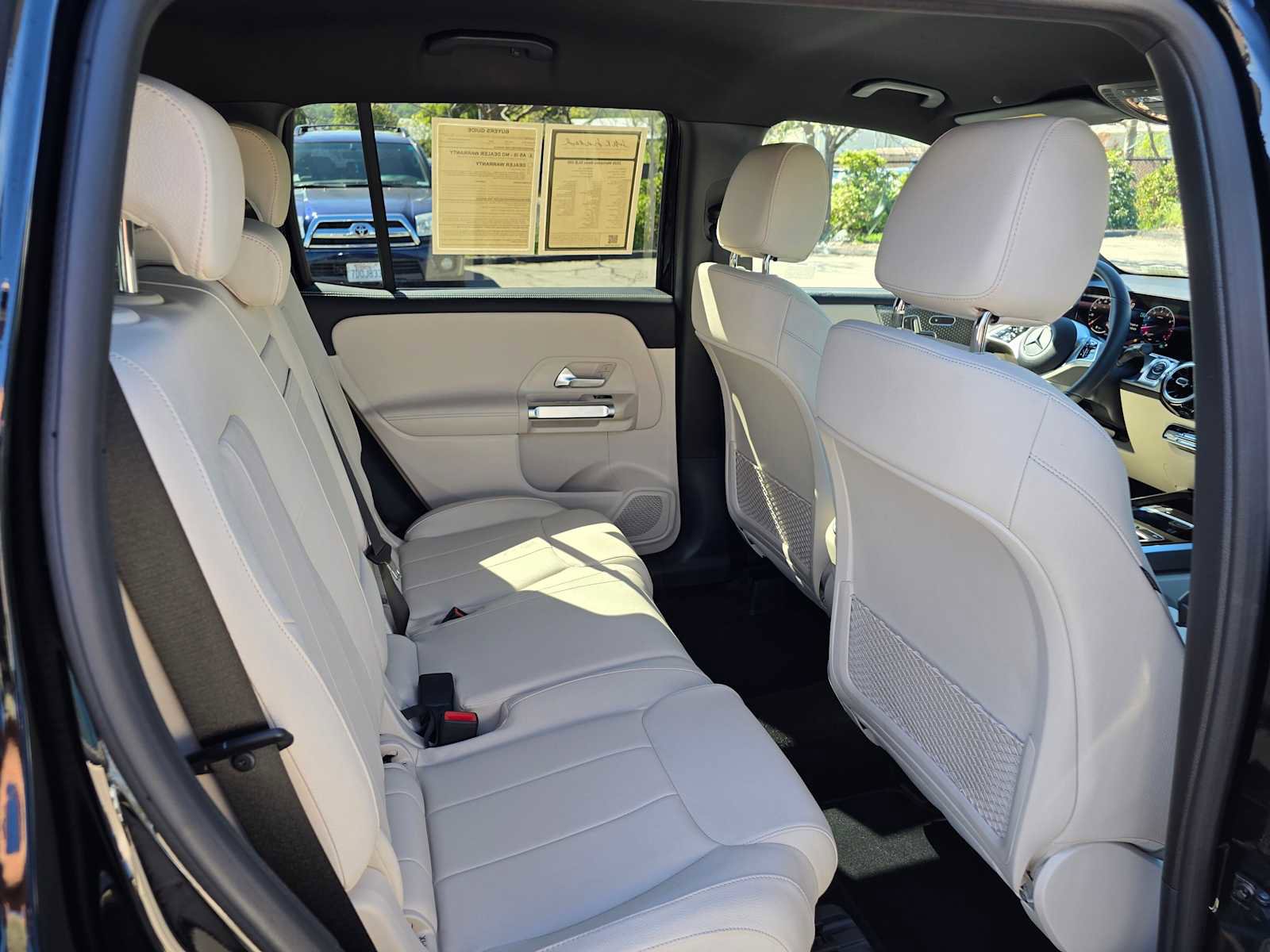 Used 2026 Mercedes-Benz GLB 250 image 13