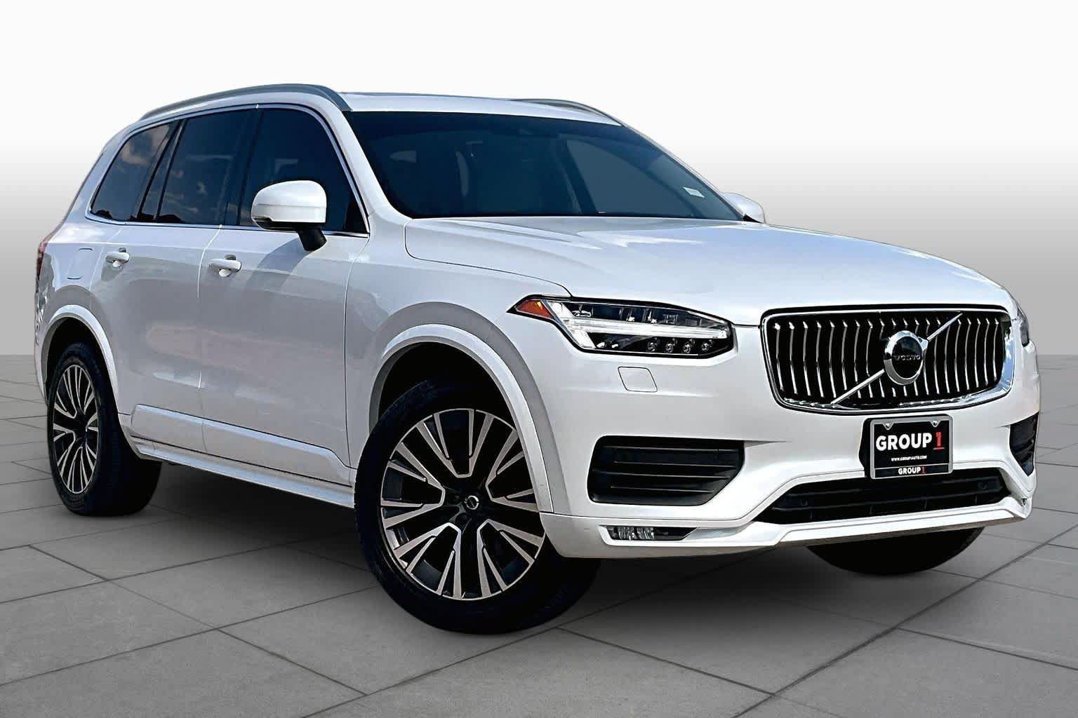 Used 2021 Volvo XC90 T5 Momentum w/ Protection Package Premier FWD image 3