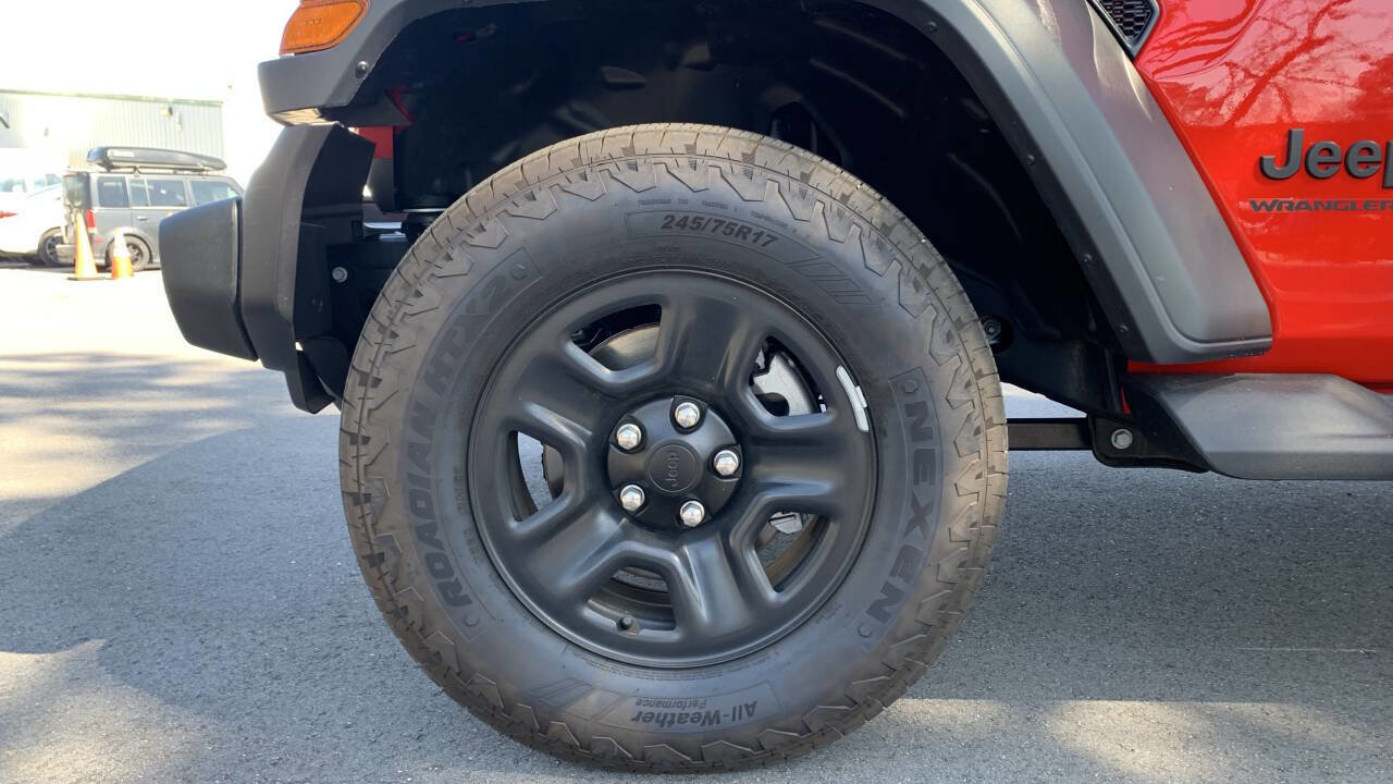 Used 2024 Jeep Wrangler Sport image 34