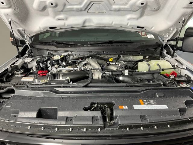 New 2026 Ford F250 Lariat w/ Black Appearance Package image 9