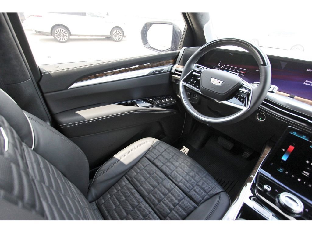 New 2025 Cadillac Escalade Sport Platinum w/ LPO, ONYX Package image 8
