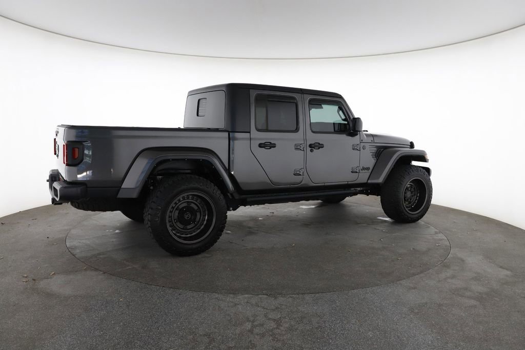 Used 2024 Jeep Gladiator Sport AWD/4WD image 13