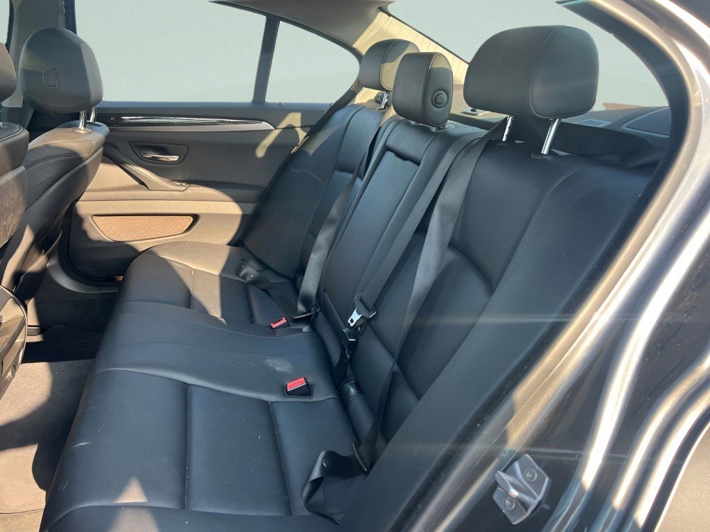 Used 2016 BMW 528i Sedan RWD image 18
