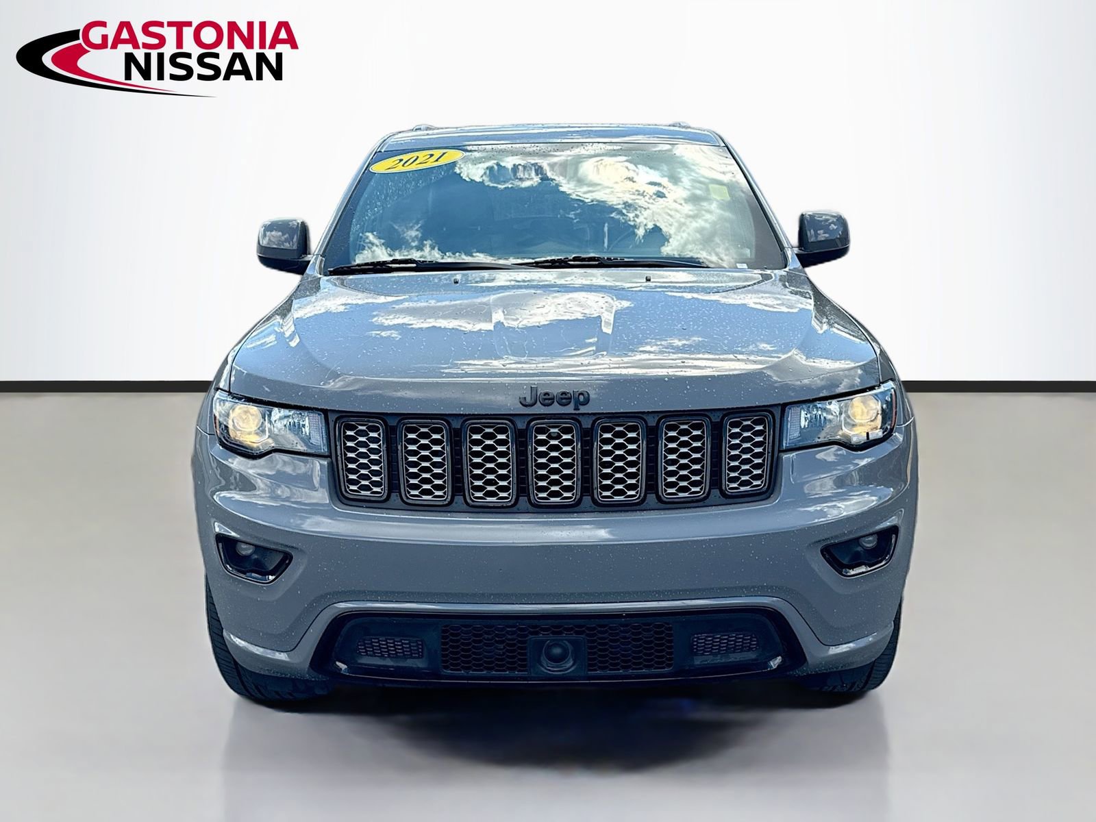 Used 2021 Jeep Grand Cherokee Laredo X video 2