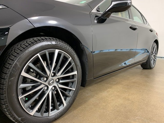 Used 2023 Lexus ES 350 w/ Premium Package image 39