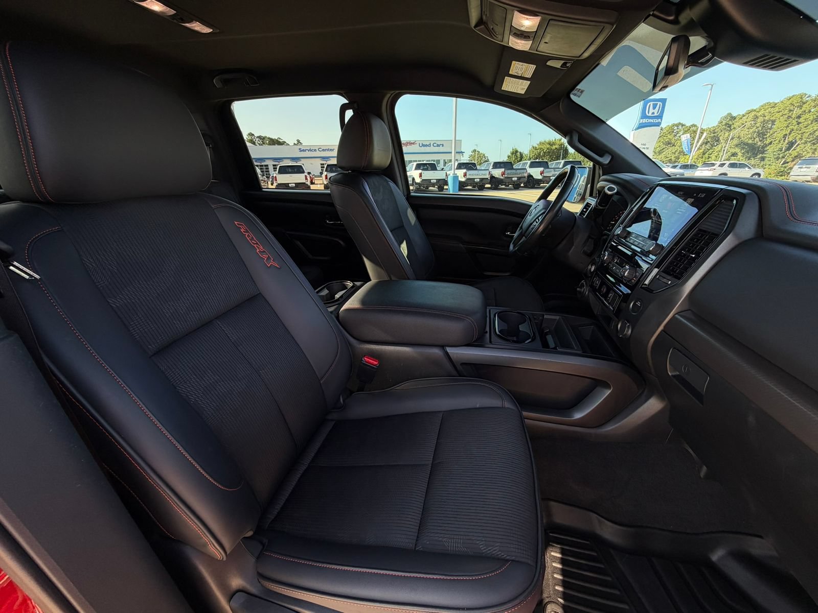 Used 2024 Nissan Titan PRO-4X w/ Off Road Protection Package AWD/4WD image 15