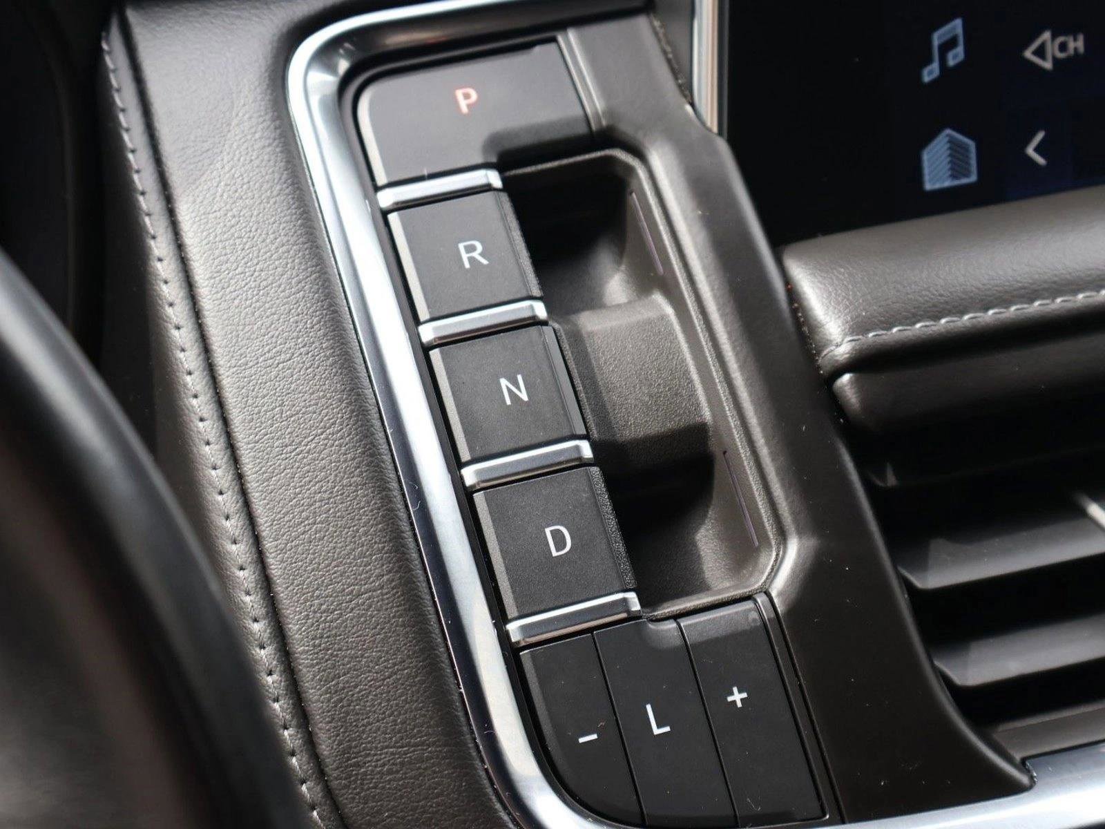 Used 2023 Chevrolet Tahoe LT AWD/4WD image 18