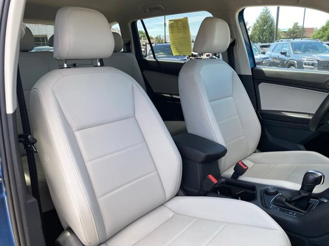Used 2020 Volkswagen Tiguan SE w/ 3rd Row Seat Package AWD/4WD image 9